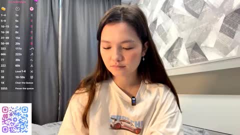 Snapshot of kassandrataulbee chatting on October 2025 08:27:02 AM Kira online show from October 2025 08:27:02 AM