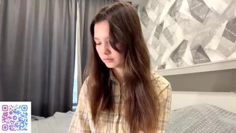 Snapshot of kassandrataulbee chatting on November 2025 09:18:02 AM Kira online show from November 2025 09:18:02 AM