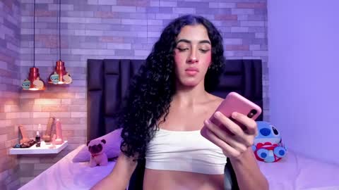 Snapshot of kassandraweked chatting on December 2024 08:01:02 PM Kassandra Weked online show from December 2024 08:01:02 PM