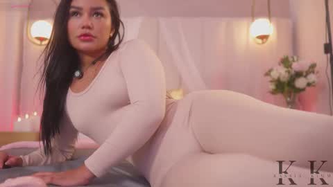 Snapshot of kassia_kim chatting on February 2026 05:08:02 AM Kassia online show from February 2026 05:08:02 AM