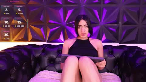 Snapshot of kassianoir_ chatting on November 2025 12:06:01 PM Kasi online show from November 2025 12:06:01 PM