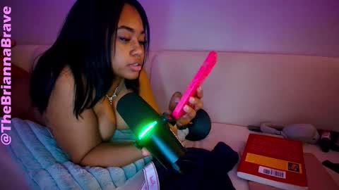 BriannaBrave online show from February 2026 03:43:01 AM