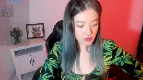 Alicia online show from October 2025 01:13:02 AM