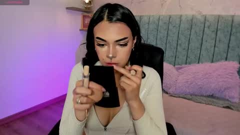 Snapshot of kat_blake chatting on October 2025 06:45:01 AM kat_blake online show from October 2025 06:45:01 AM