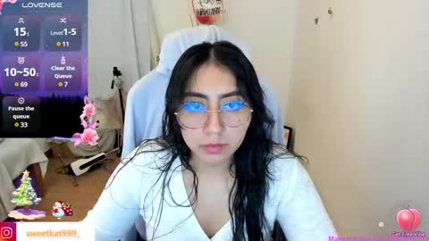 Kat       online show from December 2024 03:39:01 PM