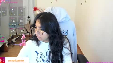 Kat       online show from January 2025 10:44:01 PM