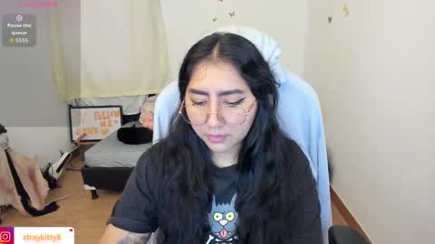 Kat       online show from September 2025 02:39:02 PM