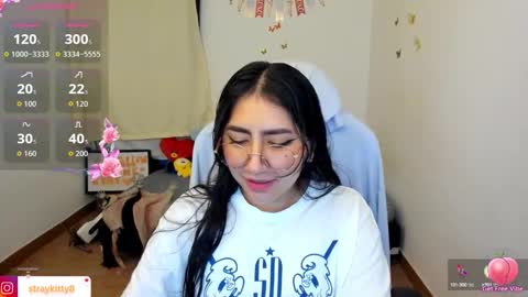 Kat       online show from October 2025 09:16:01 PM