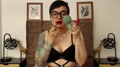 kat paradisse online show from September 2025 07:52:01 PM