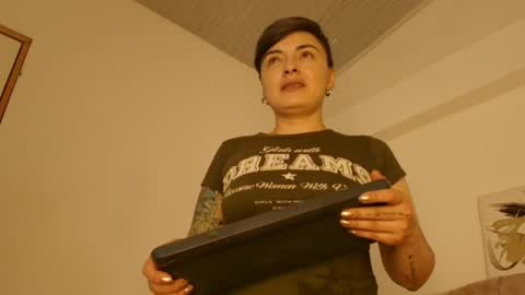 Snapshot of kat_paradisse chatting on March 2026 12:08:01 PM kat paradisse online show from March 2026 12:08:01 PM