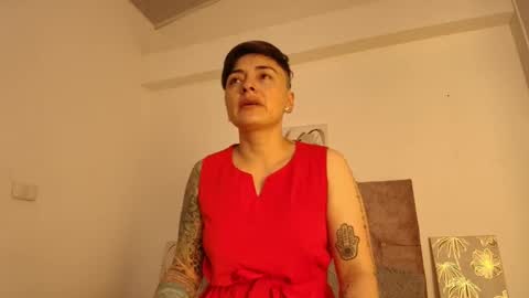 Snapshot of kat_paradisse chatting on March 2026 12:00:01 PM kat paradisse online show from March 2026 12:00:01 PM