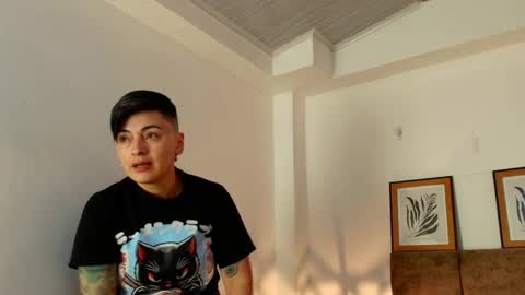 Snapshot of kat_paradisse chatting on April 2026 11:48:01 AM kat paradisse online show from April 2026 11:48:01 AM