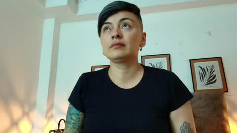 Snapshot of kat_paradisse chatting on June 2026 11:53:01 AM kat paradisse online show from June 2026 11:53:01 AM