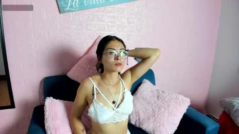 Kat Santana online show from April 2026 08:57:01 PM