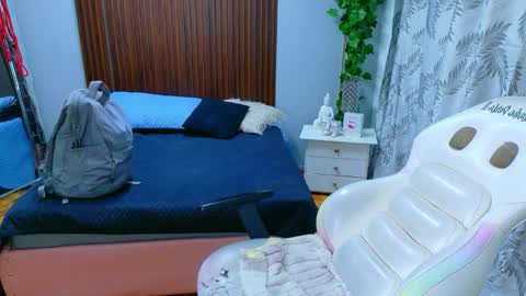 kate online show from April 2026 08:53:02 PM