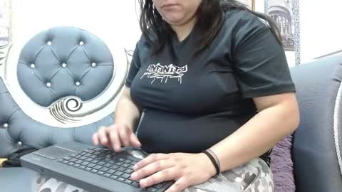 Snapshot of kataleyastiward chatting on April 2026 02:42:01 PM KATA online show from April 2026 02:42:01 PM