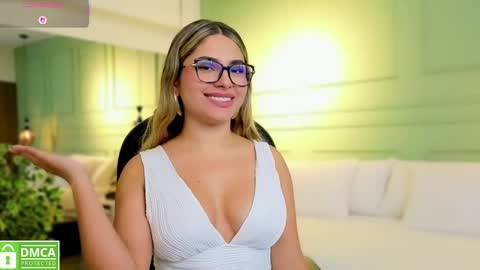 Kat online show from October 2025 12:03:02 PM