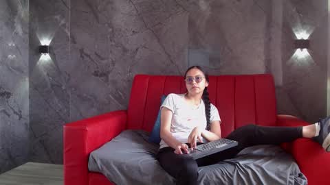 Katalina online show from February 2026 01:39:02 PM