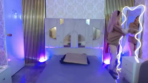 Snapshot of katana_tay chatting on October 2025 11:43:02 AM katana_tay online show from October 2025 11:43:02 AM