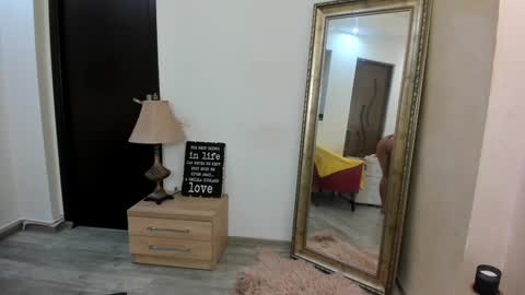 Snapshot of kate_belle chatting on January 2025 03:01:01 AM Kate online show from January 2025 03:01:01 AM