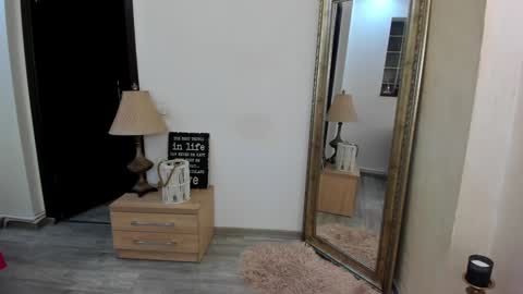 Snapshot of kate_belle chatting on January 2025 06:47:01 PM Kate online show from January 2025 06:47:01 PM