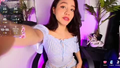 Snapshot of kate_crown chatting on January 2025 01:19:01 PM Kate Crown online show from January 2025 01:19:01 PM