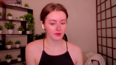 Snapshot of kate_cuddle chatting on May 2026 01:56:02 AM Kate online show from May 2026 01:56:02 AM