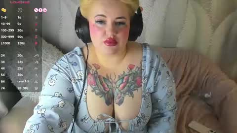 Snapshot of kate_jenny_ chatting on June 2026 05:36:01 PM Katarina online show from June 2026 05:36:01 PM