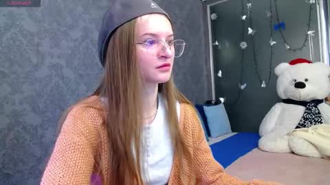 Snapshot of kate_jonson chatting on October 2025 06:54:01 AM .Be kind and gentle with me and I will do my best for you. online show from October 2025 06:54:01 AM