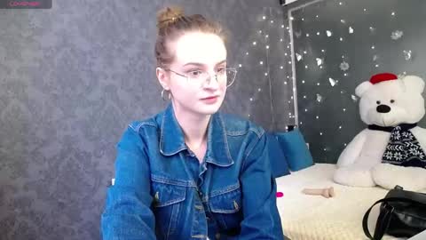Snapshot of kate_jonson chatting on May 2026 12:33:01 PM .Be kind and gentle with me and I will do my best for you. online show from May 2026 12:33:01 PM