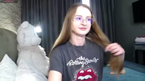 Snapshot of kate_jonson chatting on July 2026 06:31:01 AM .Be kind and gentle with me and I will do my best for you. online show from July 2026 06:31:01 AM