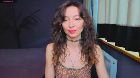 Snapshot of kate_millersi chatting on July 2026 11:37:02 AM Kare online show from July 2026 11:37:02 AM