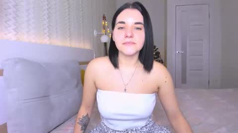 Snapshot of kate_ree_ chatting on January 2025 01:22:01 PM KATE online show from January 2025 01:22:01 PM