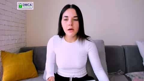 Snapshot of kate_ree_ chatting on September 2025 04:46:02 AM KATE online show from September 2025 04:46:02 AM