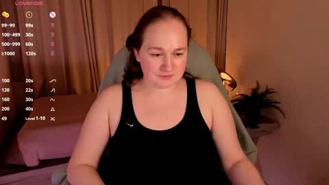 Snapshot of kate_rest chatting on May 2026 01:44:02 AM Kate Follow me dear online show from May 2026 01:44:02 AM
