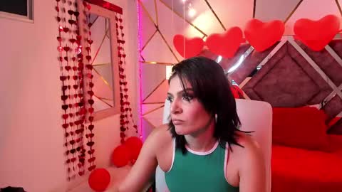 Snapshot of kate_roose chatting on February 2025 04:51:02 AM kate_roose online show from February 2025 04:51:02 AM