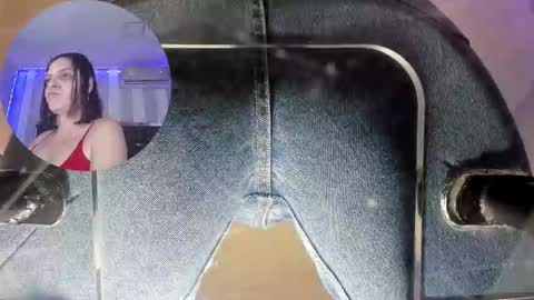 Snapshot of kate_roose chatting on September 2025 12:48:01 PM kate_roose online show from September 2025 12:48:01 PM