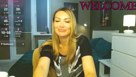 Therapist online show from October 2025 08:26:01 PM