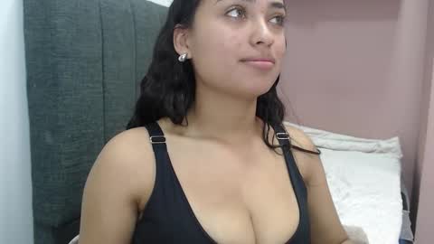 Kari online show from February 2025 04:14:01 PM