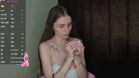 Snapshot of kate_swon chatting on April 2026 07:55:01 PM Kate online show from April 2026 07:55:01 PM