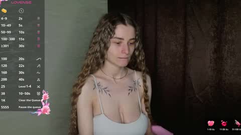 Snapshot of kate_swon chatting on April 2026 08:20:02 PM Kate online show from April 2026 08:20:02 PM