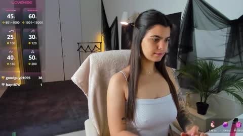 Kate online show from December 2025 09:30:01 PM