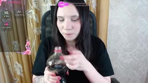 YourKate online show from April 2026 06:16:01 PM