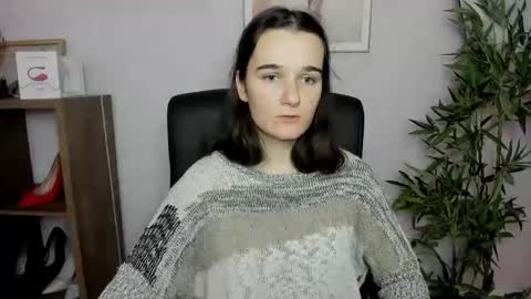 Snapshot of katedesire chatting on December 2024 11:07:02 AM Kate  online show from December 2024 11:07:02 AM