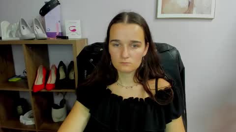 Snapshot of katedesire chatting on September 2025 06:42:01 PM Kate  online show from September 2025 06:42:01 PM