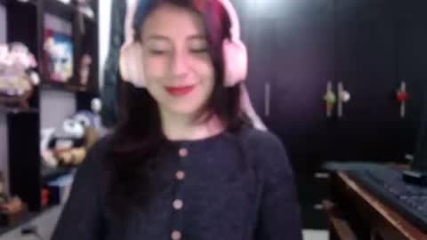 Kateeen18 online show from November 2025 12:58:01 AM