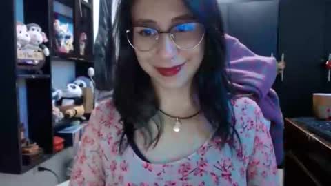 Kateeen18 online show from December 2025 03:16:02 AM