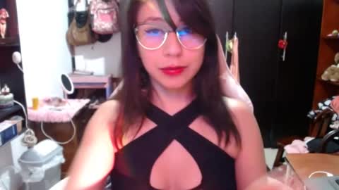 Snapshot of kateeen18 chatting on July 2026 04:01:02 AM Kateeen18 online show from July 2026 04:01:02 AM