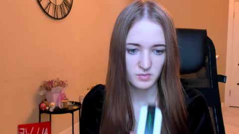 Snapshot of katekayer chatting on November 2025 11:20:02 AM katekayer online show from November 2025 11:20:02 AM