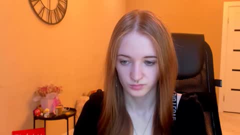 Snapshot of katekayer chatting on November 2025 11:07:01 AM katekayer online show from November 2025 11:07:01 AM